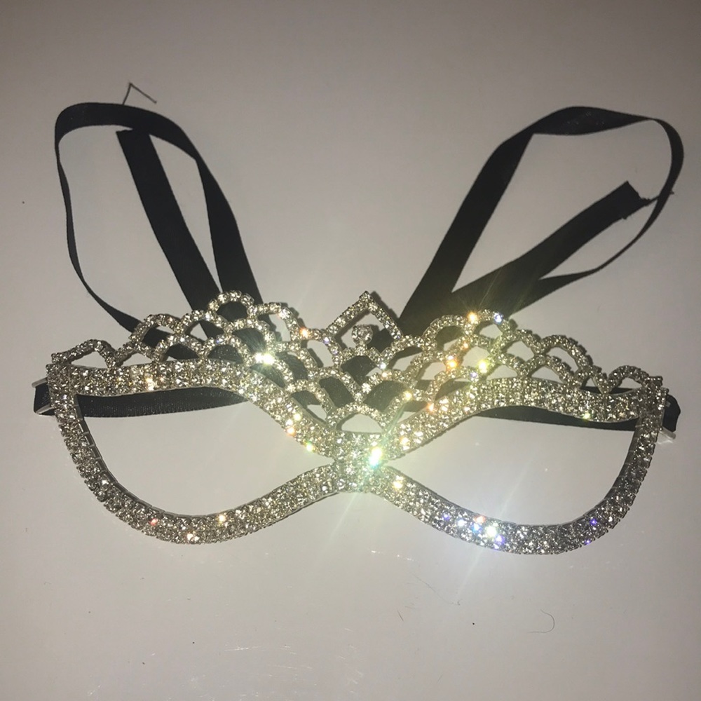 Masquerade rhinestone mask